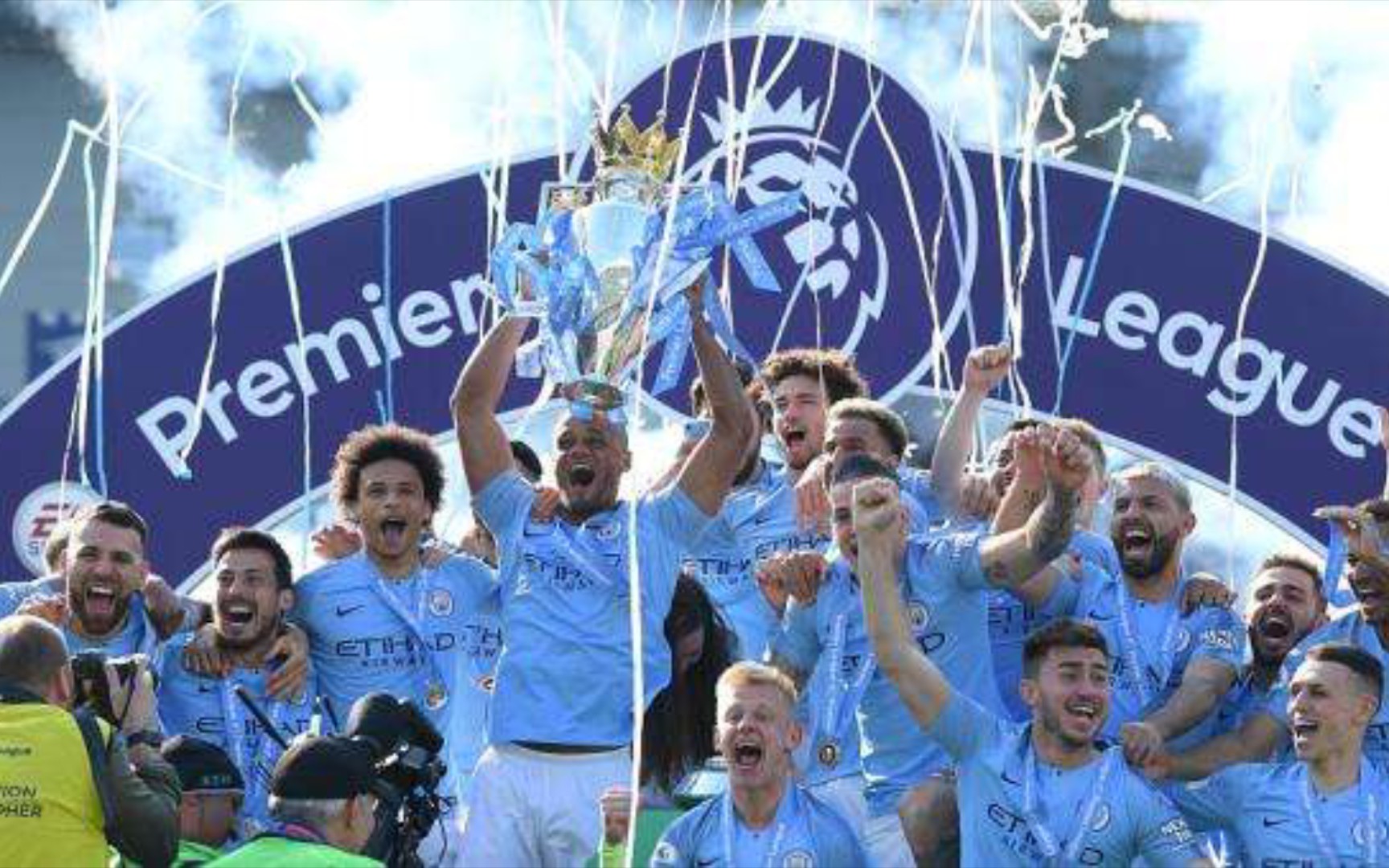 還是對年長 還是對年長